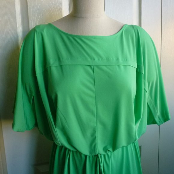 Cold Water Creek: Neon Green/Dolmen Sleeve Dress - Picture 7 of 10